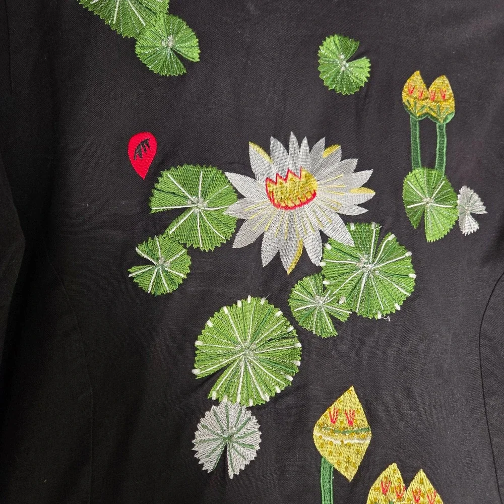 Vtg Raviya Embroidered Water Lily Jacket Large Black Floral Beaded Art to Wear